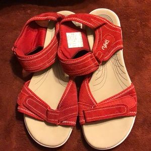 Women’s Sandals